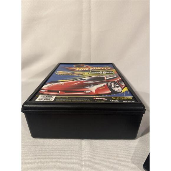 Vintage Hotwheels case holds 48 cars. Excellent condition. - Picture 5 of 7